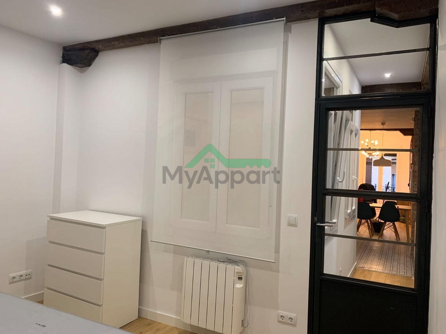 Piso reformado y equipado ideal pareja — foto 8