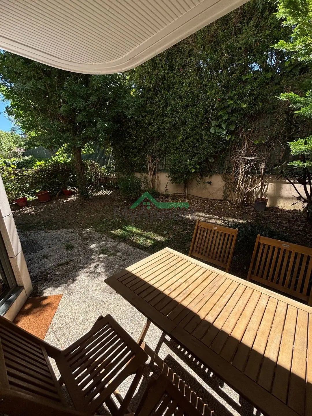 Appartement meublé avec jardin privatif — photo 9