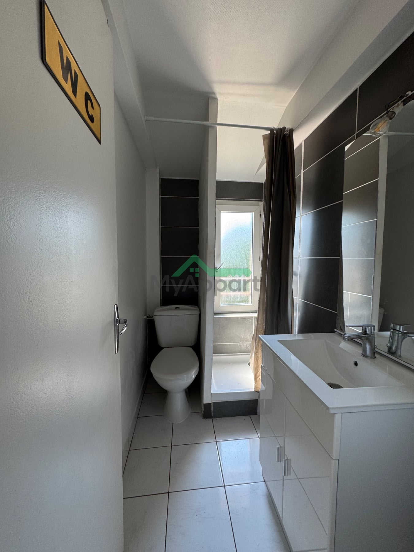 grand studio - Livry-Gargan — photo 2