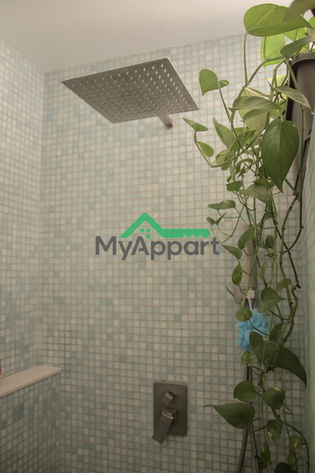 Très beau T3 de 65m2 meublé + garage — photo 9