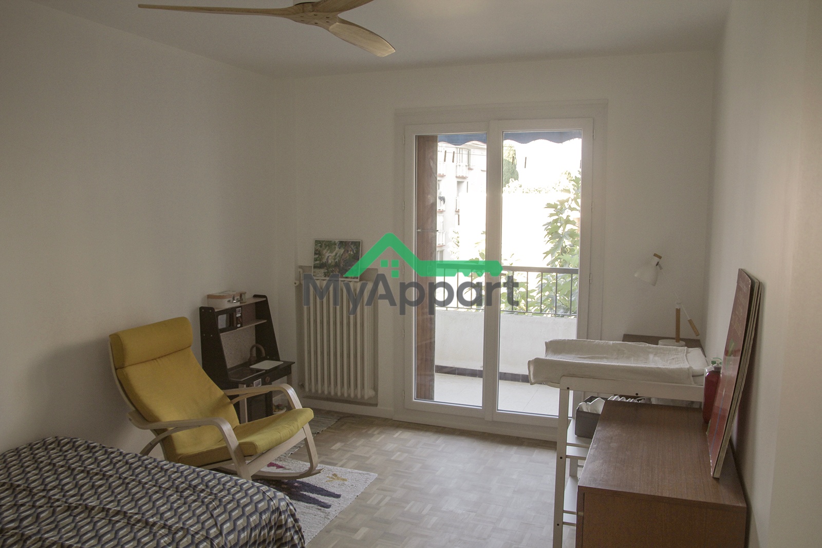 Très beau T3 de 65m2 meublé + garage — photo 3