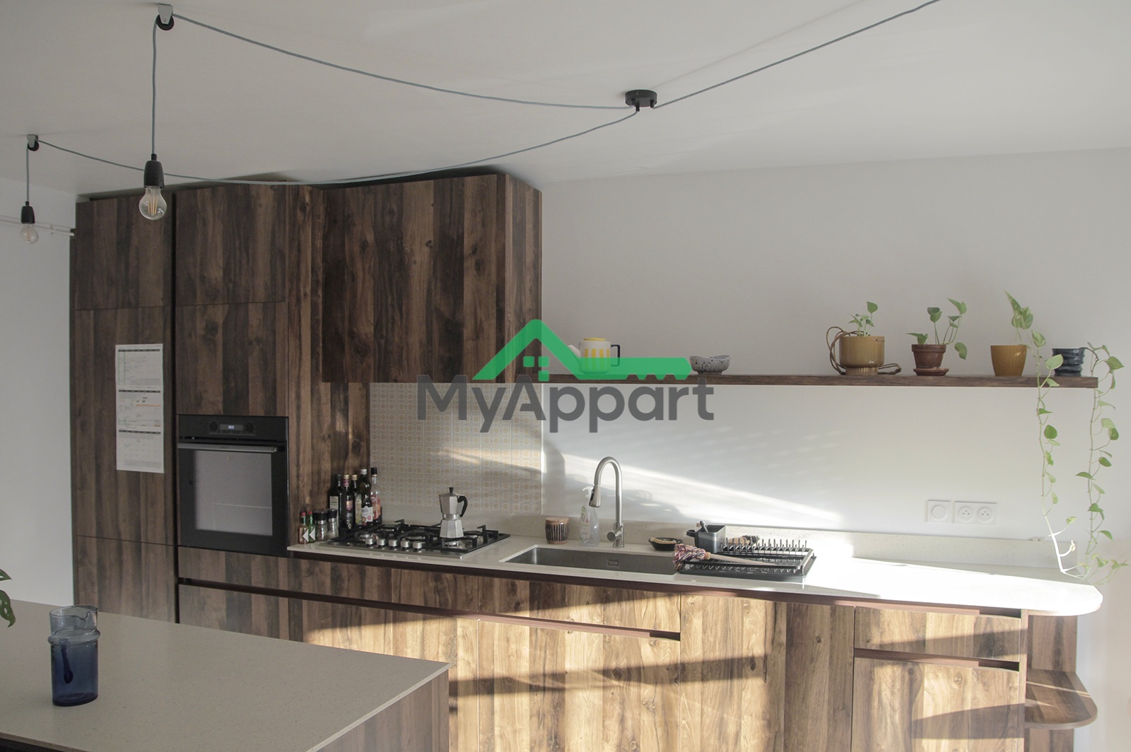 Très beau T3 de 65m2 meublé + garage — photo 8