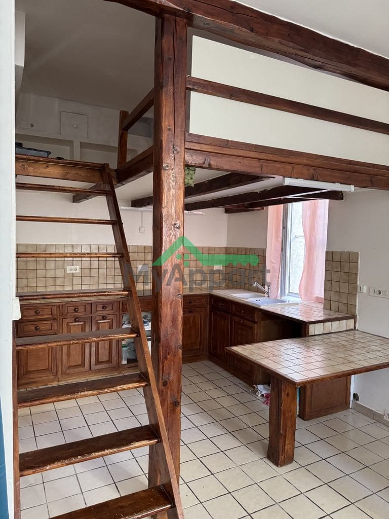 Studio 1 pièce 30 m²