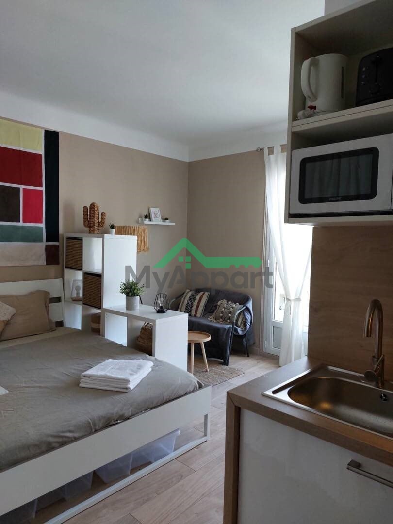 Studio 1 pièce 20 m²