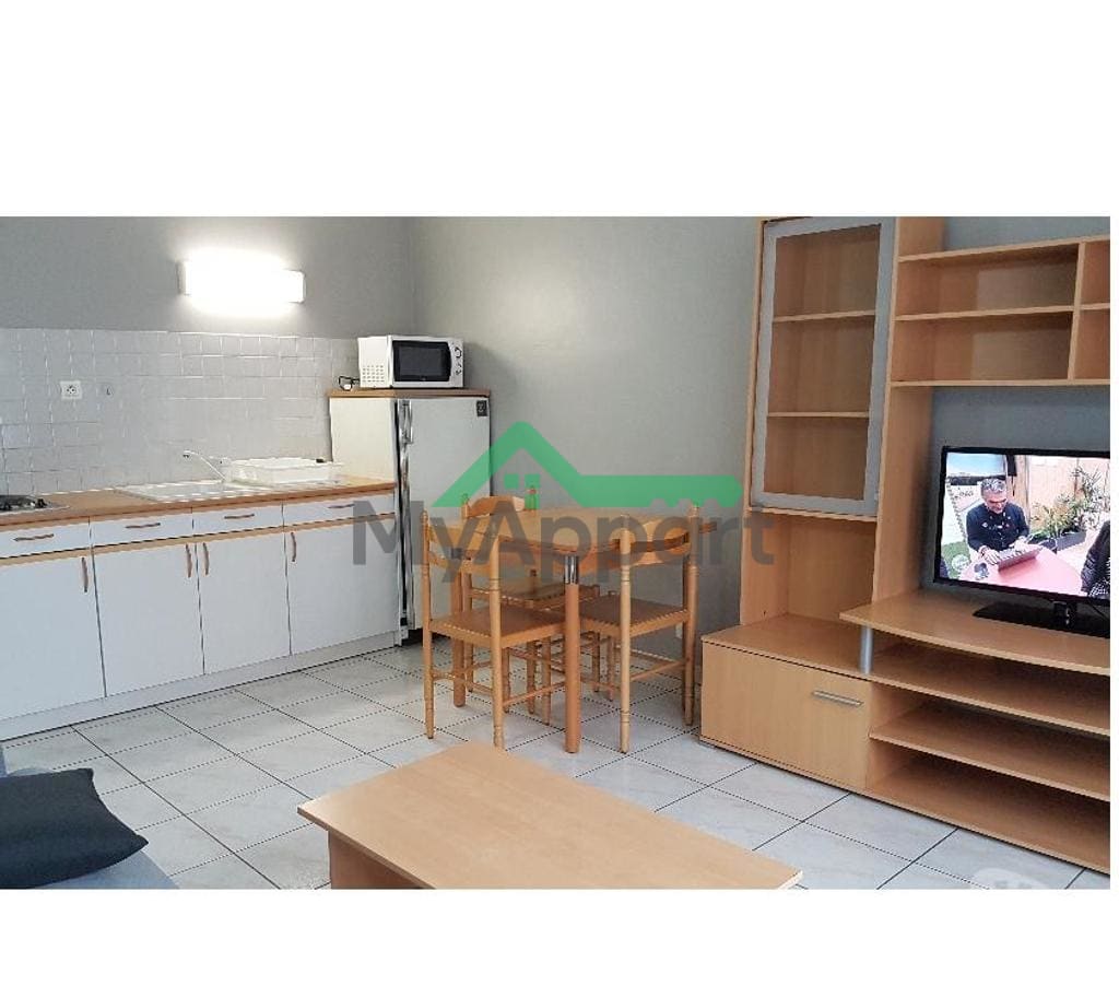 TRES BEAU F2 meublé de 40 m2 avec Parking privé — photo 1