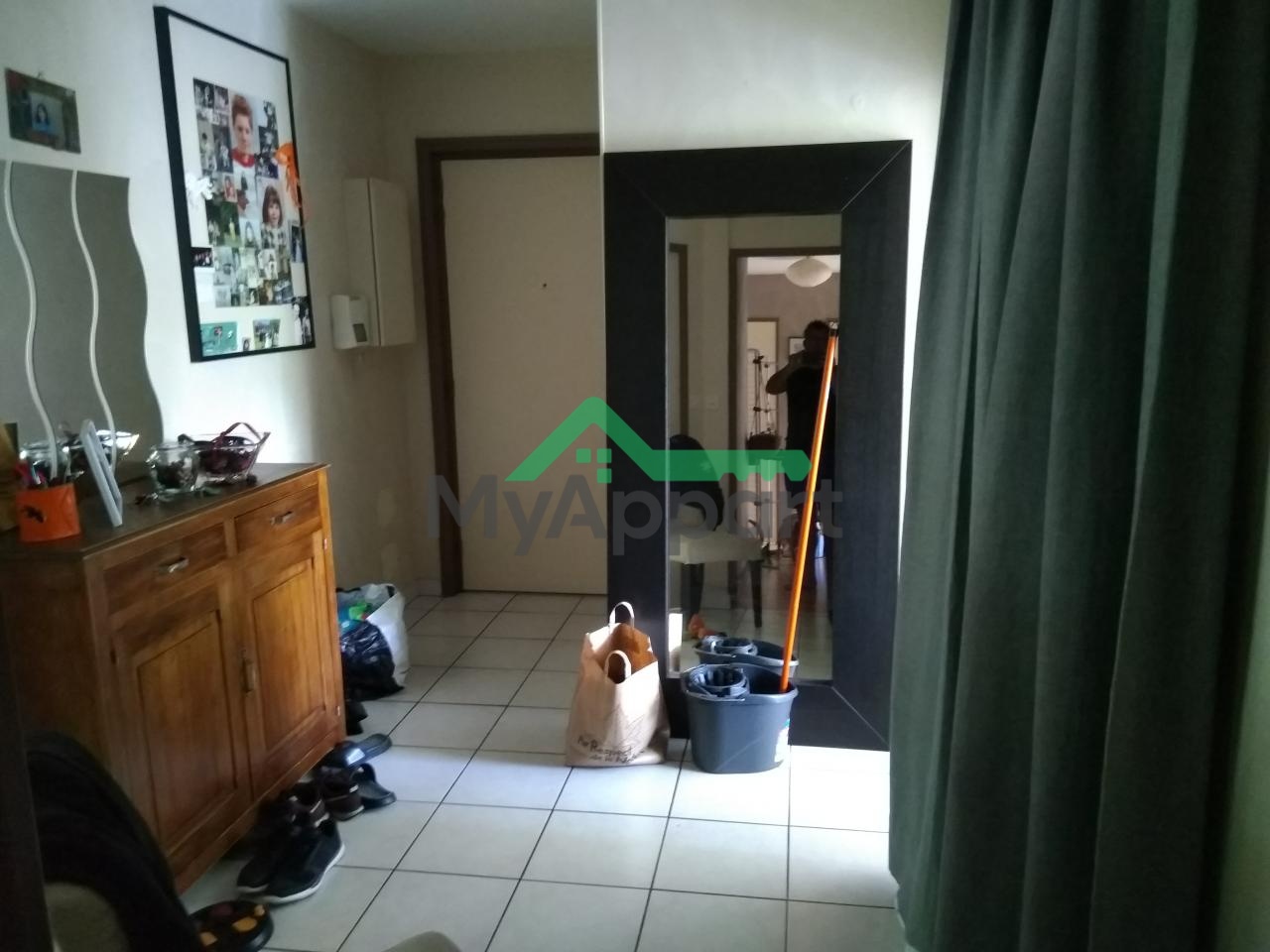Appartement 86m² T4, 2 chambres , loggia plein ouest sans vis à vis, double séjour, au calme dans jardin résidence, cave et garage double, Lyon Monplaisir — photo 3