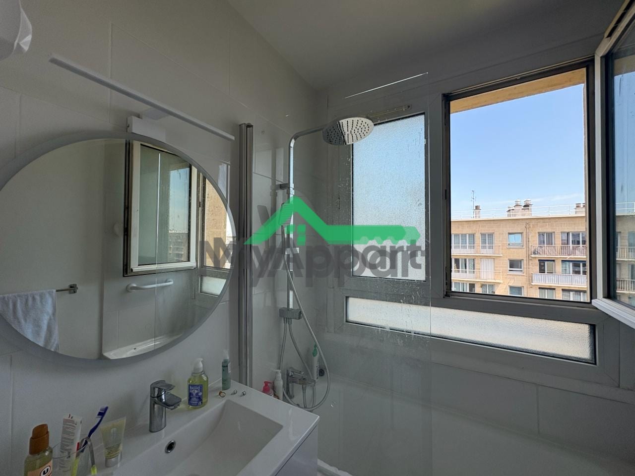 Appartement dans le ciel — photo 6