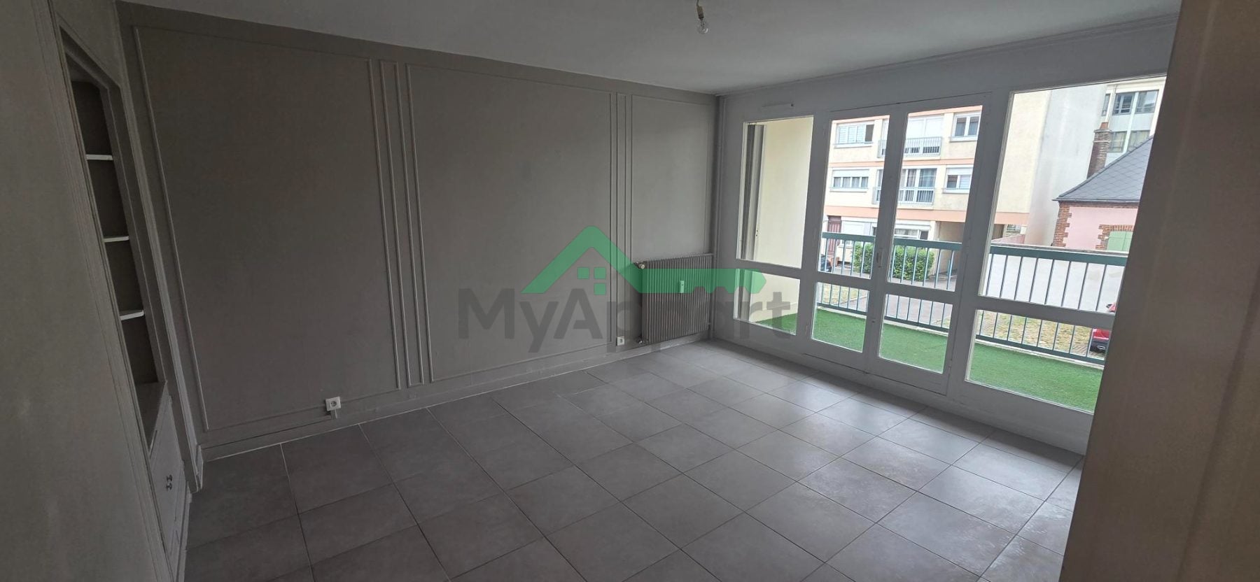 T2 Non Meublé avec balcon/parking/cave - Troyes — photo 1