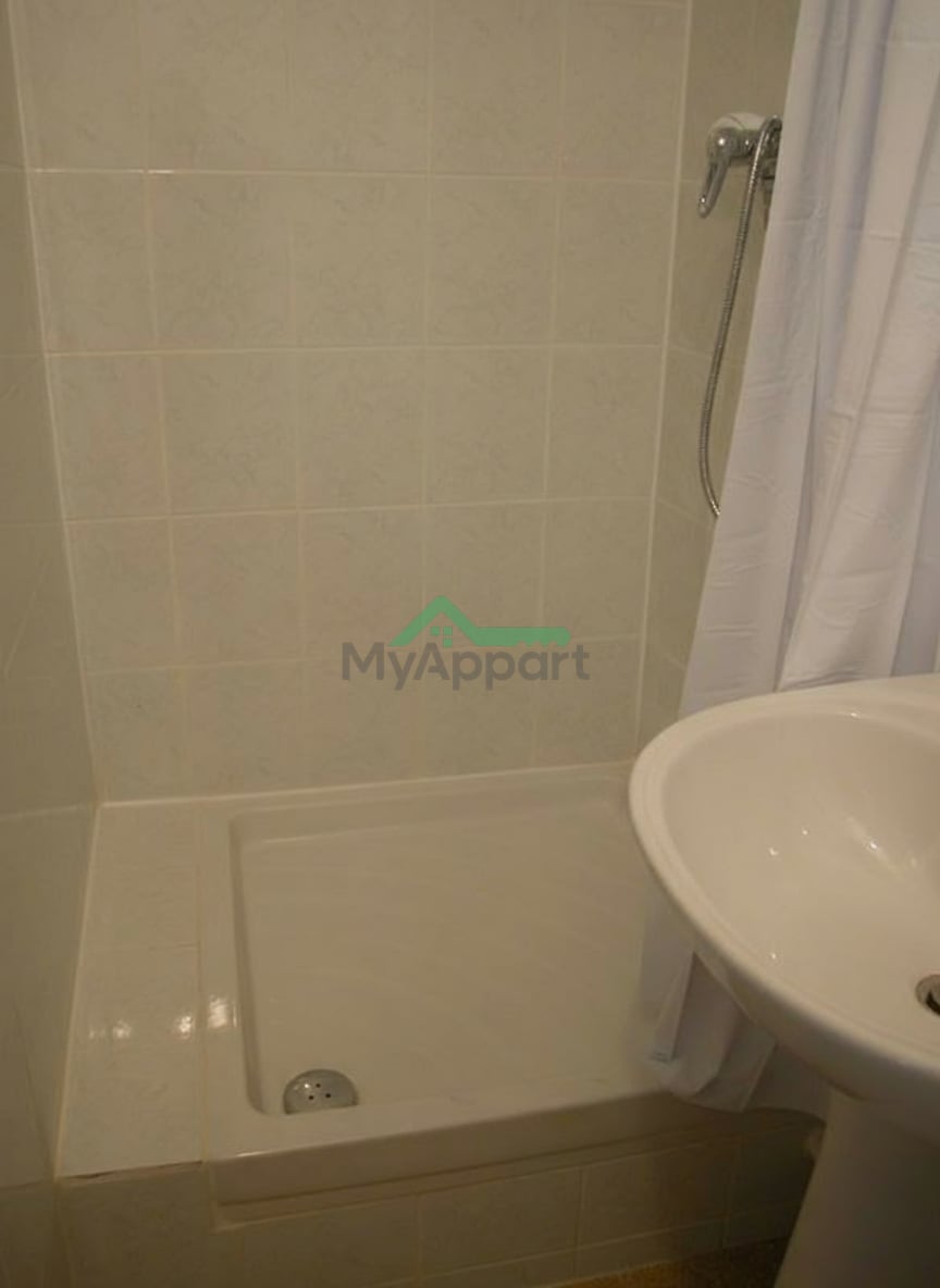 Appartement 2 pieces 25 m2 / M° Laumiere — photo 3