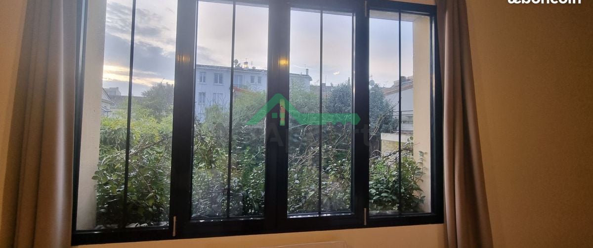 T2 meublé à proximité du Jardin Public — photo 1