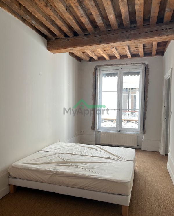 Loue T2 65m2 meublé — photo 2