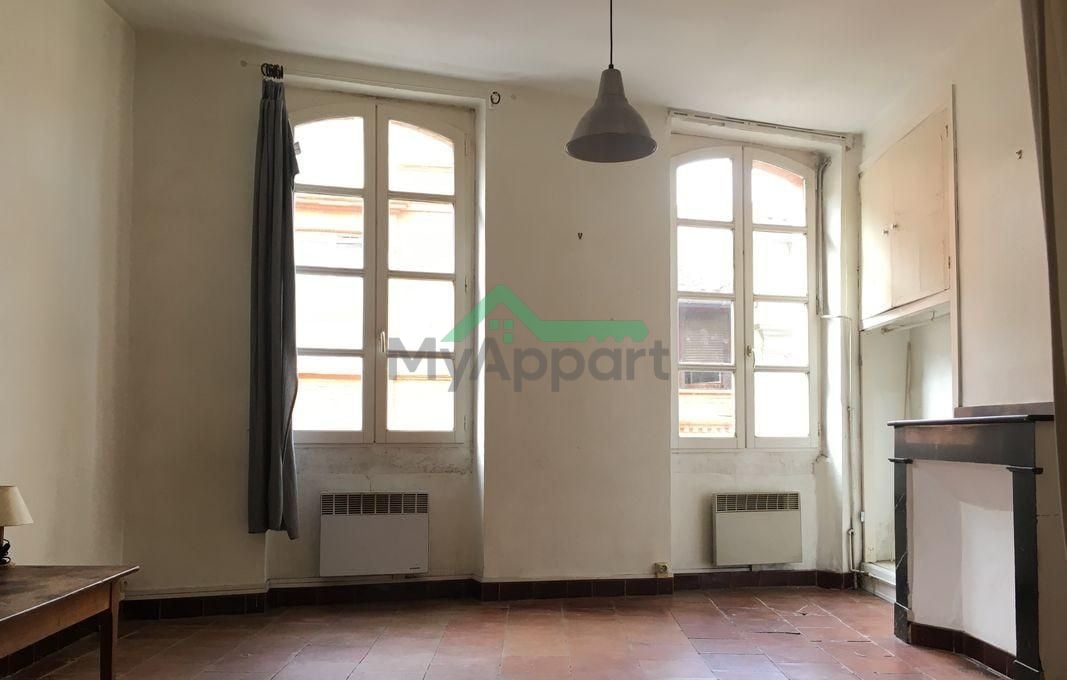 T1 BIS 28 m2 entre CAPITOLE et FERMAT — photo 3