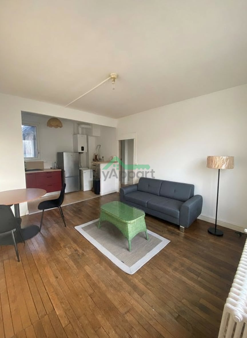 Loue appartement 55m² Angers refait à neuf à Angers