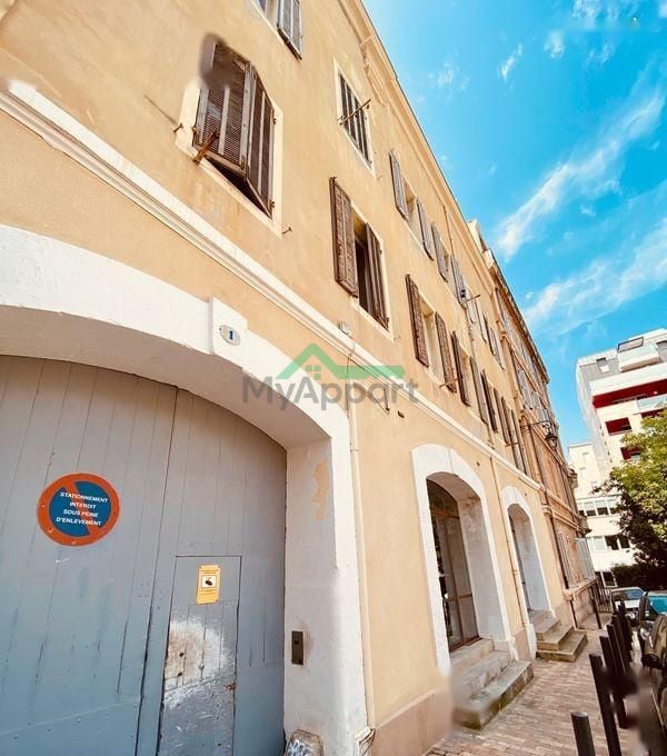 T2 meublé lumineux récemment rénové avec cachet dans ancien couvent - Le Panier (13002 Marseille) — photo 8