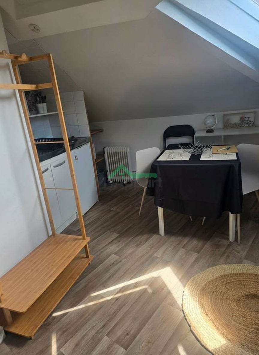 Location studio meublé — photo 1