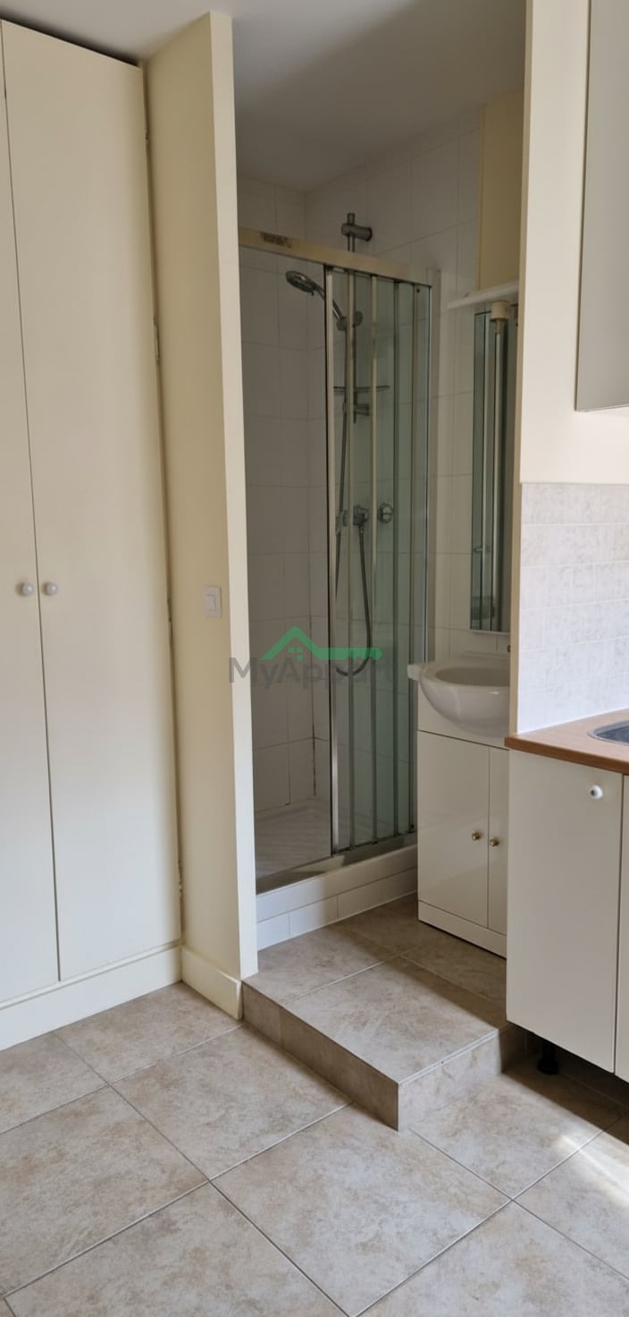 Location studio pour étudiant (e) — photo 3