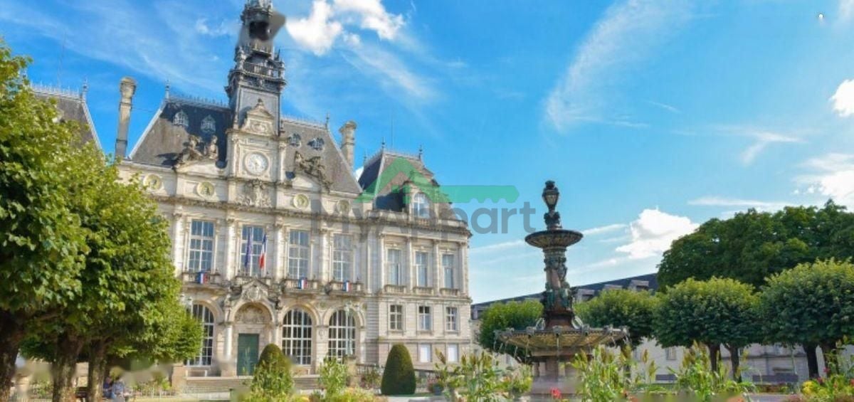 Logement proche mairie