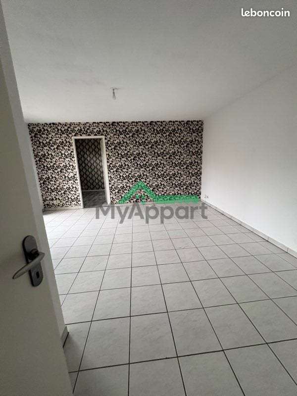 Location appartement T2 bis dans une résidence sécurisée à Tarbes — photo 1
