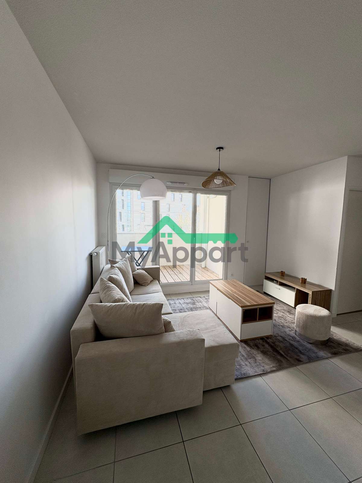 Appartement T2 - meublé (résidence récente) — photo 1
