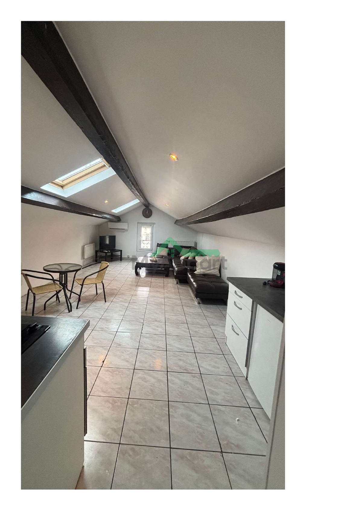 Joli T1 Meublé de 30 m², idéal pour étudiant ou professionnel. secteur Vénissieux Parilly. — photo 1