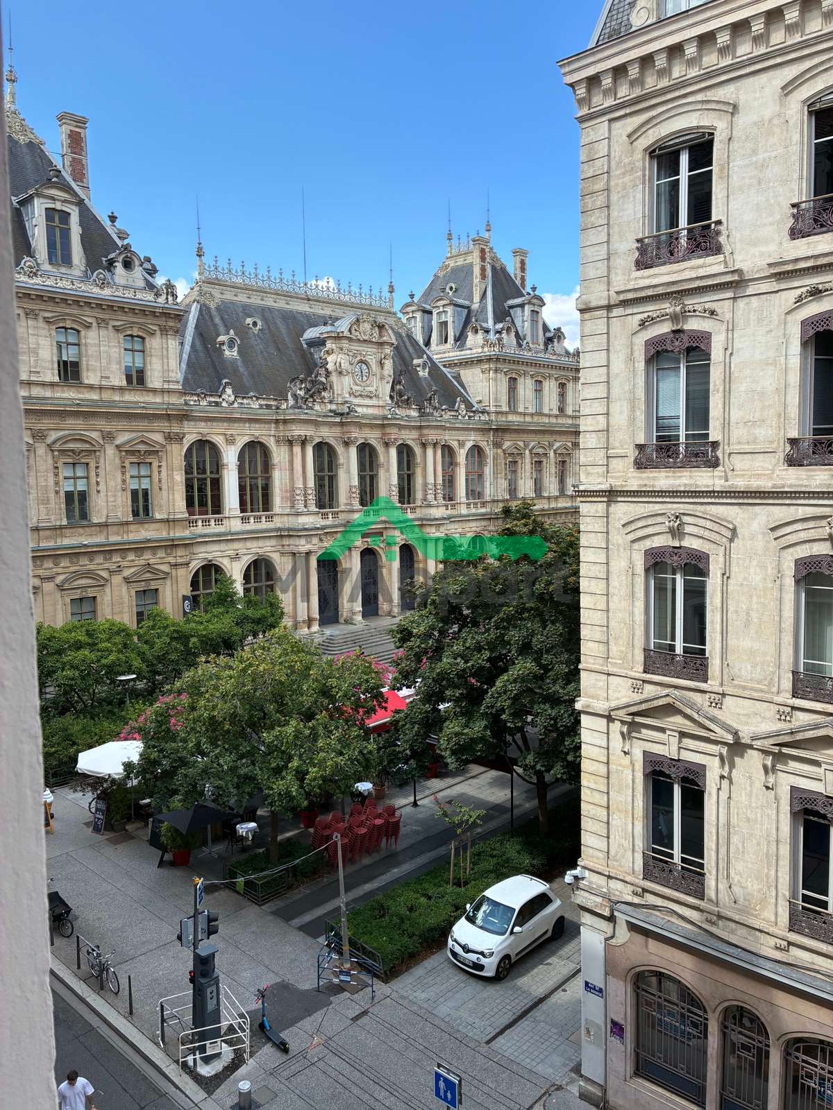 Colocation Haut de gamme - Chambre meublée à louer – Lyon 2 Cordeliers Immeuble Bourgeois situé  rue de la Bourse — photo 1