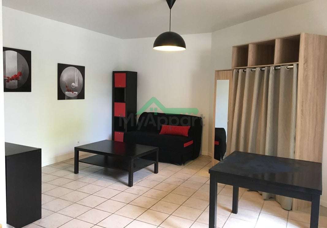 Appartement meublé 32 m² Lyon Ecully — photo 1