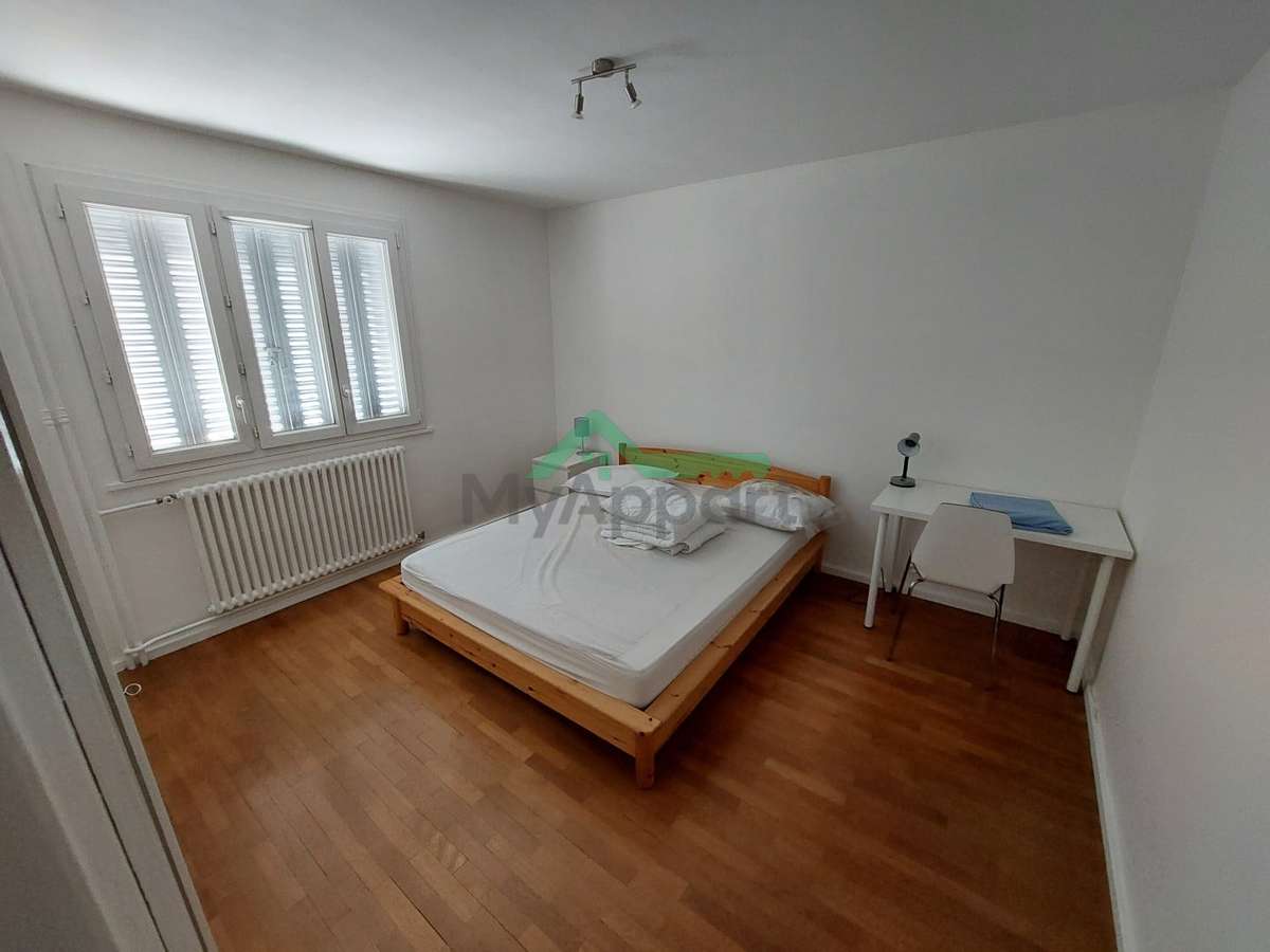Appartement T4 lumineux rénové — photo 1