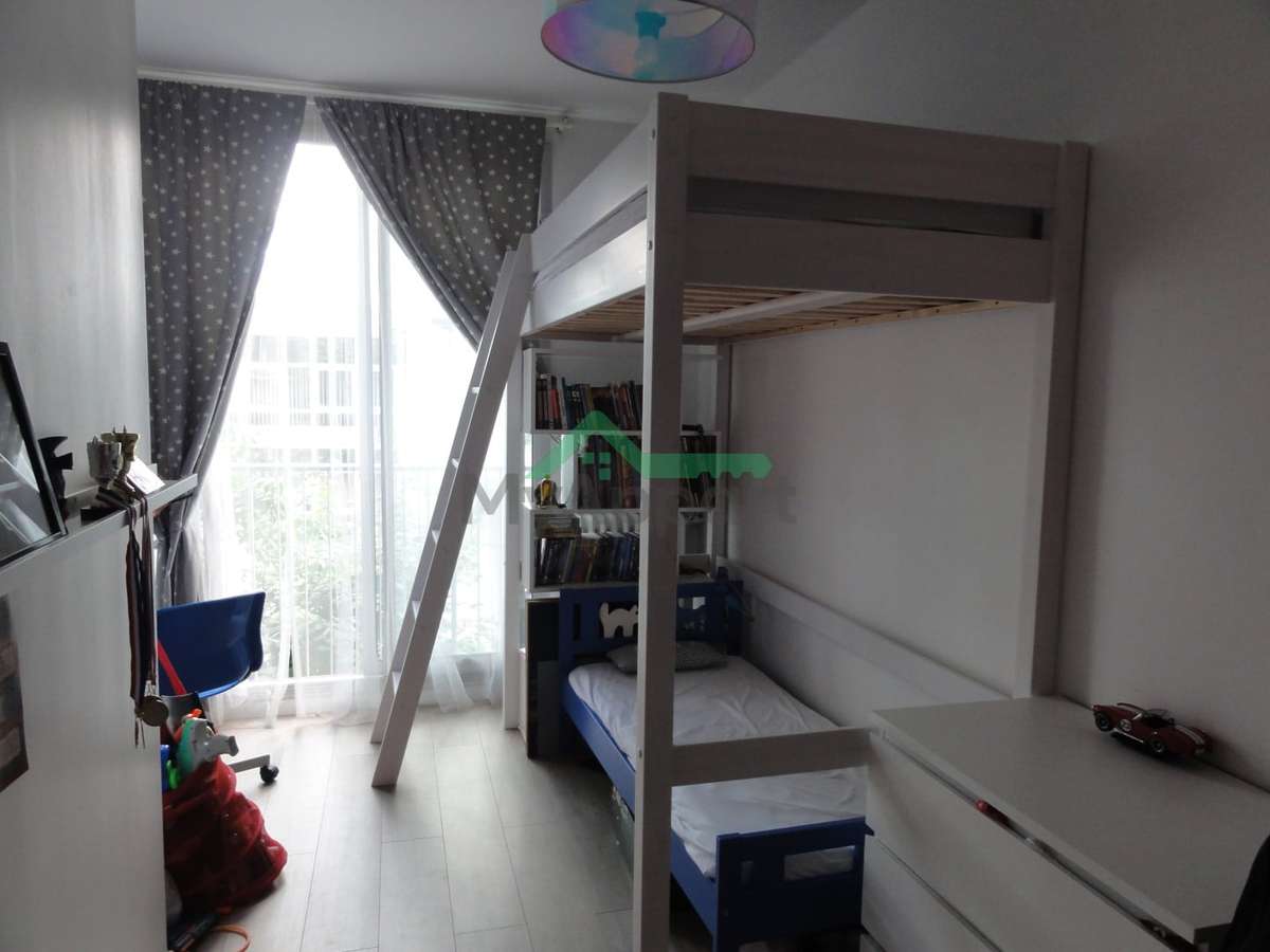 Miniature 4