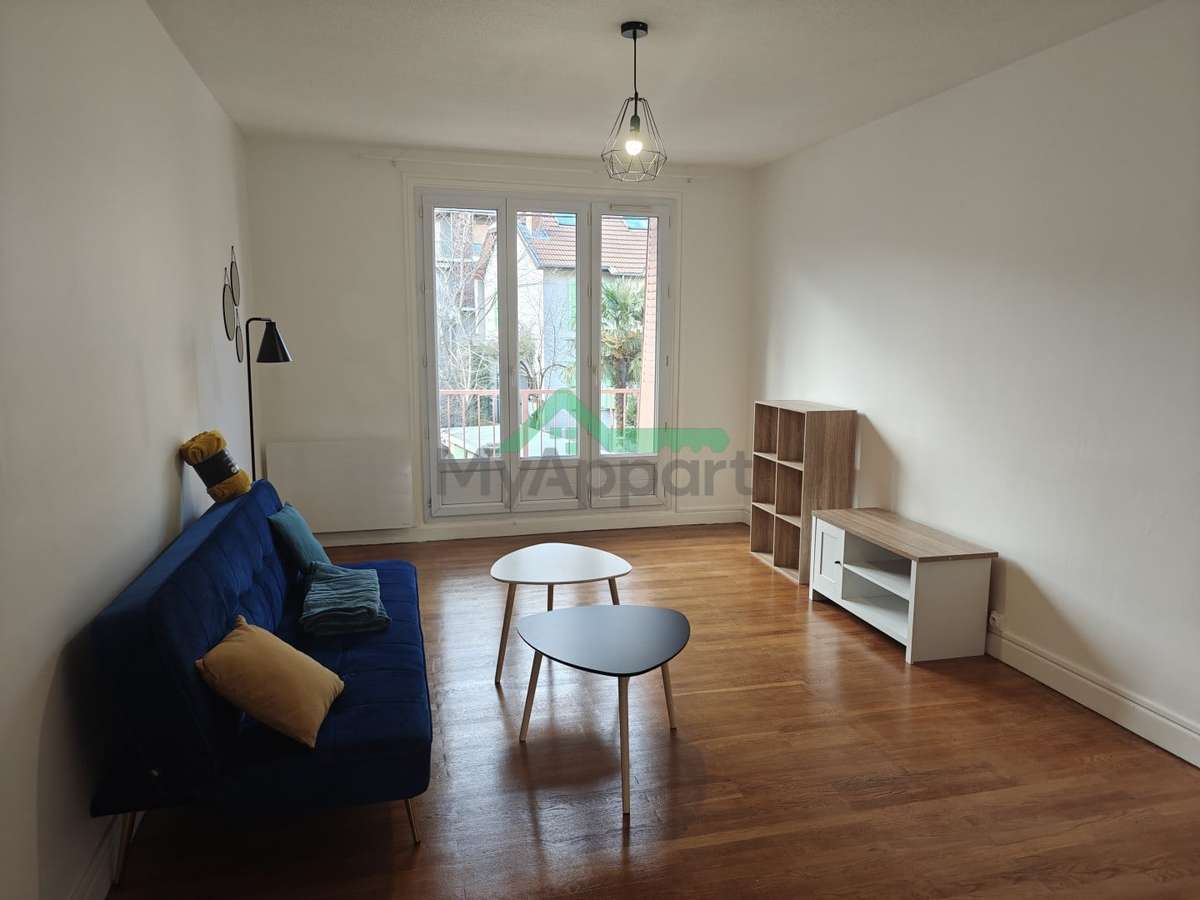 Appartement 3 pièces balcon cuisine équipée — photo 1