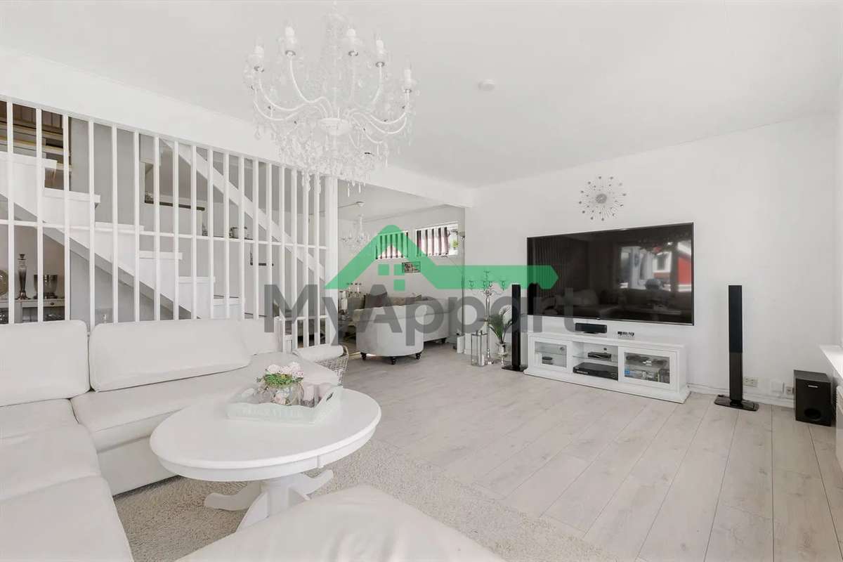 Maison 5 pièces 130 m² — photo 1